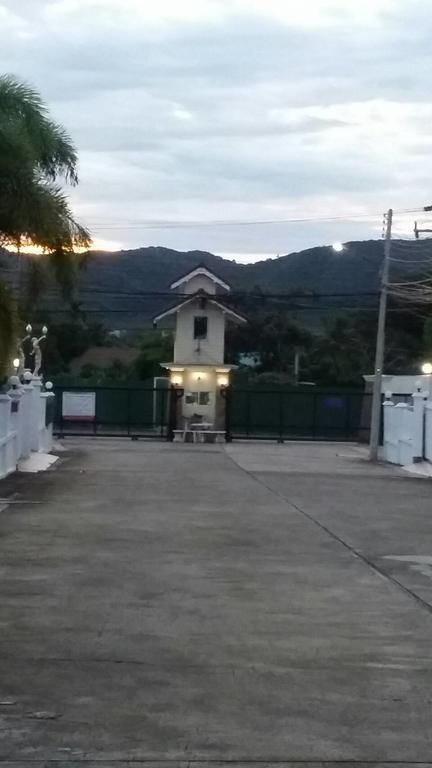 Baan Chockchai 3 Bang Sare Esterno foto