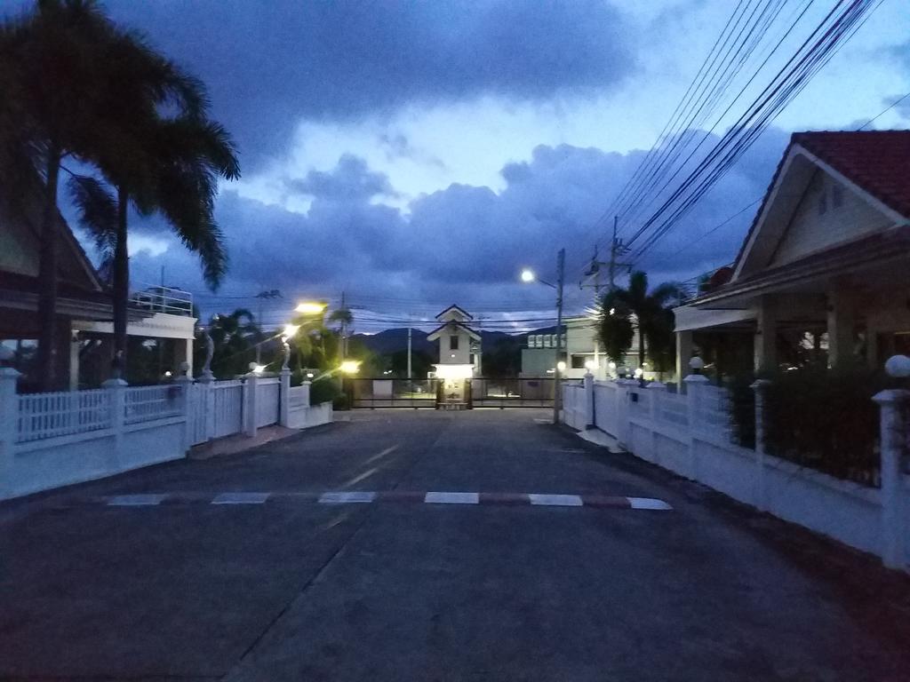 Baan Chockchai 3 Bang Sare Esterno foto